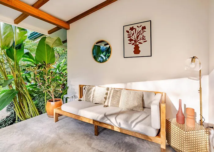 Pelada Jungle Nest 5-min Walk To & River